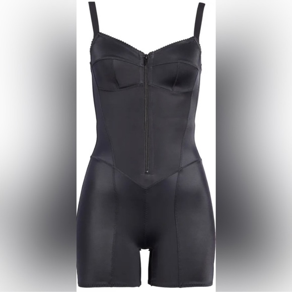 SKIMS Other - SKIMS Glam onesie